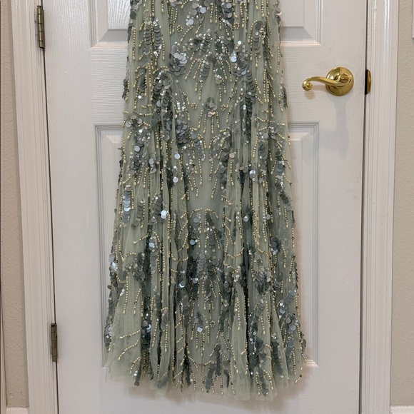 Mac Duggal Pale Mint One-Shoulder Sequin Floral Gown - Picture 7 of 10